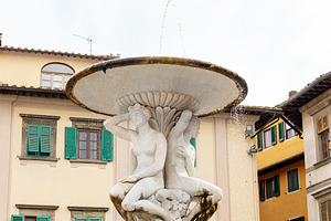 Fontana delle Naiadi spraying water in Piazza della Repubblica, Florence, a Photo by Antonio Gravante Market