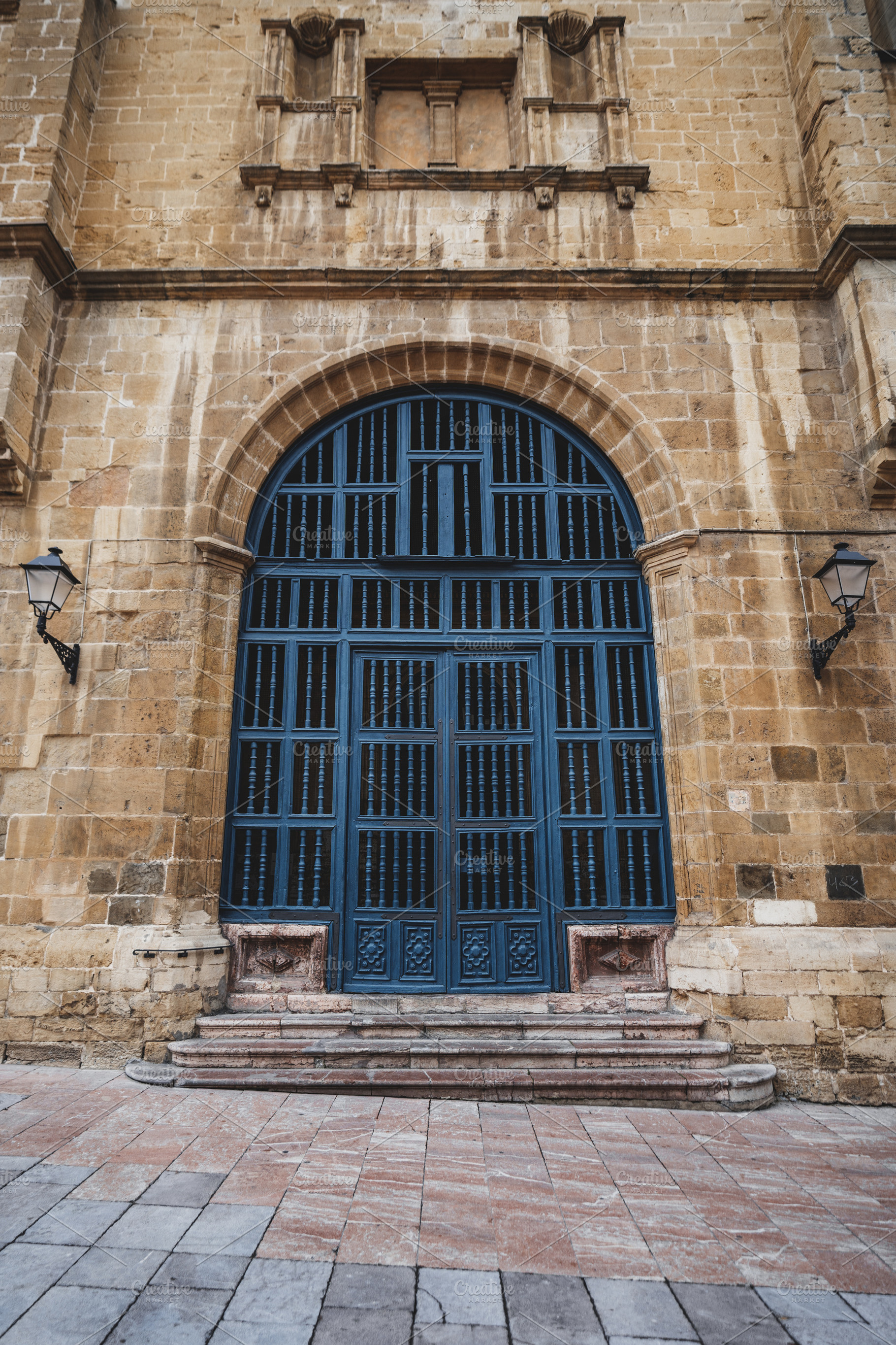 Blue arched door in Oviedo, an Architecture Photo by SkyNext