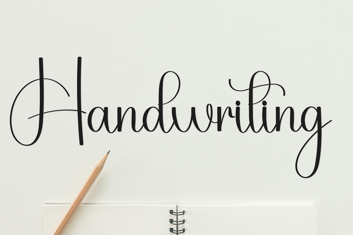 Goodnight, a Font by FreshTypeINK (Photo 5 of 8)