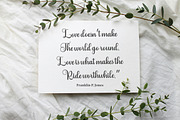 Lilyana Script, a Script Font by Natural Ink Studio (Thumbnail 2 of 8)