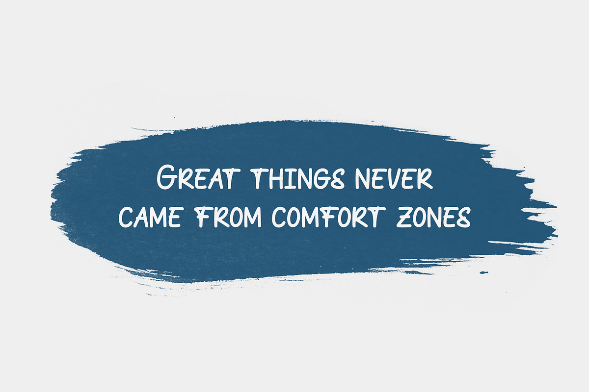 Crozone | Handwritten Font, a Handwritten Font by Lemonthe (Photo 4 of 5)