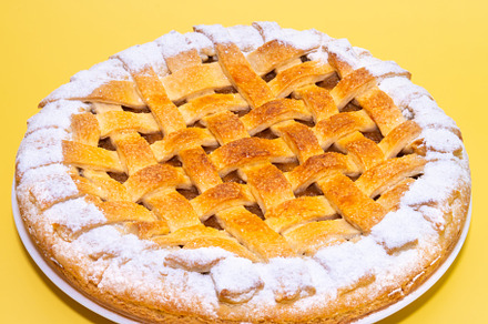 Tradition american apple pie, a Food & Drink Photo by Vapi