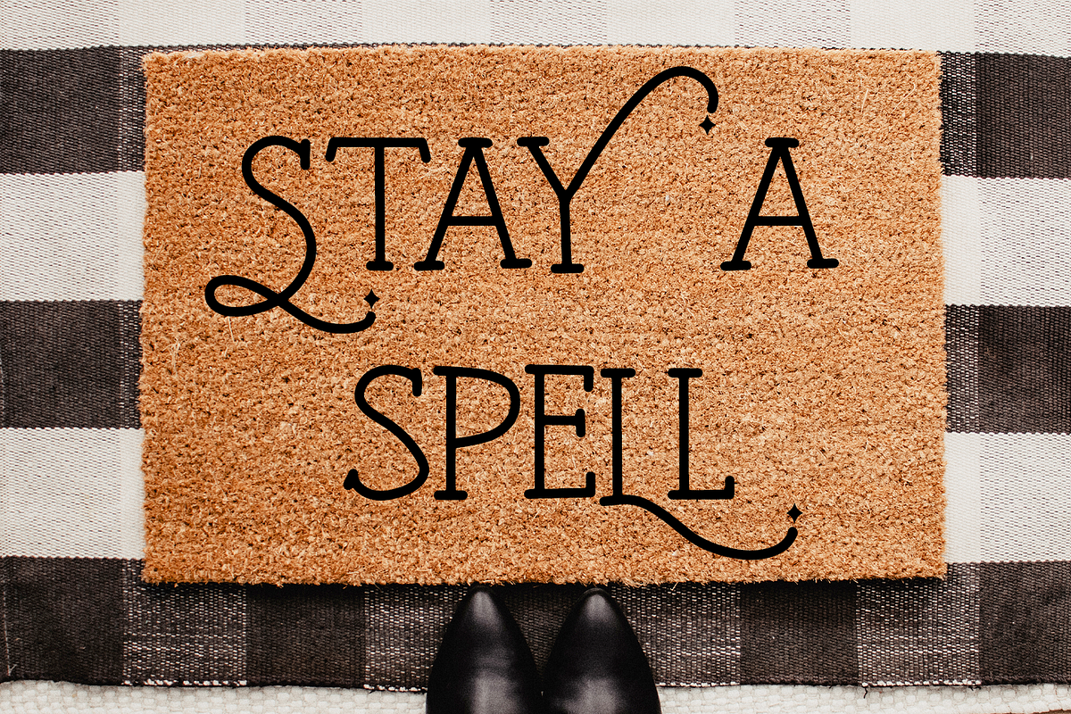 Mystic Midnight Serif with Stars, a Handwritten Font by Beck McCormick (Photo 3 of 10)