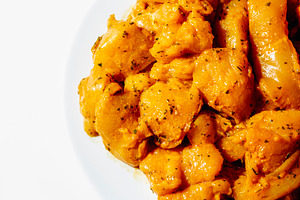 marinated chicken for spanish pinchos morunos, a Photo by Nito