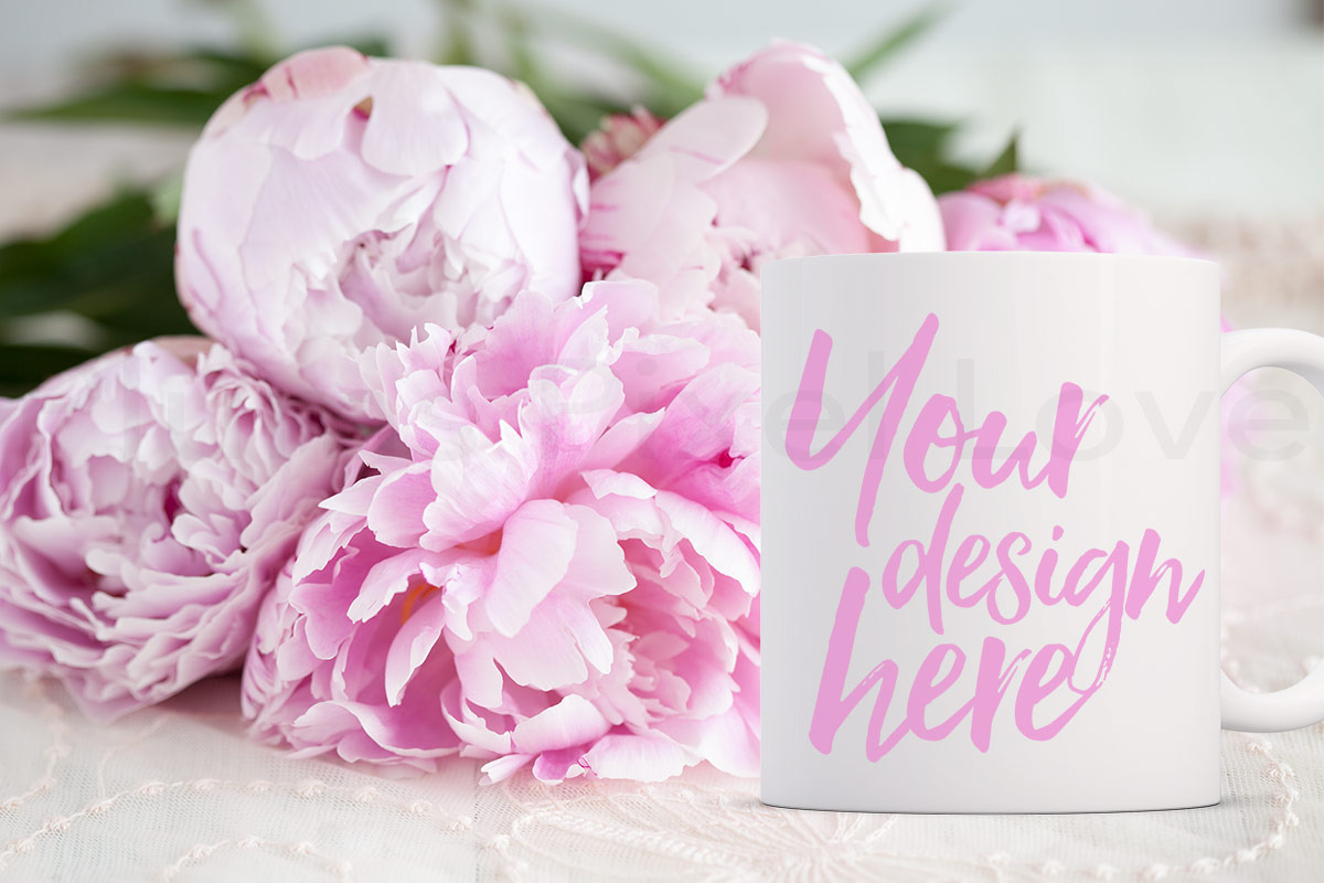 2 Pretty floral styled mug mockups, a Graphic by Plums Pixel Love (Photo 2 of 3)