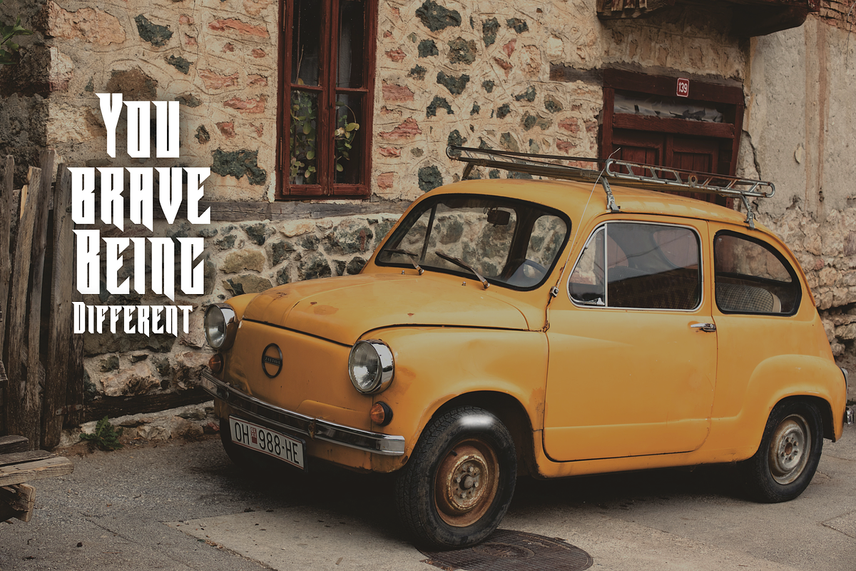 Baraccuda - Aggressive Vintage Font, a Font by ivan_artnivora (Photo 4 of 4)