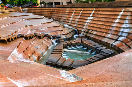 Fort Worth Water Gardens in Texas, an Architecture Photo by Leonid Andronov