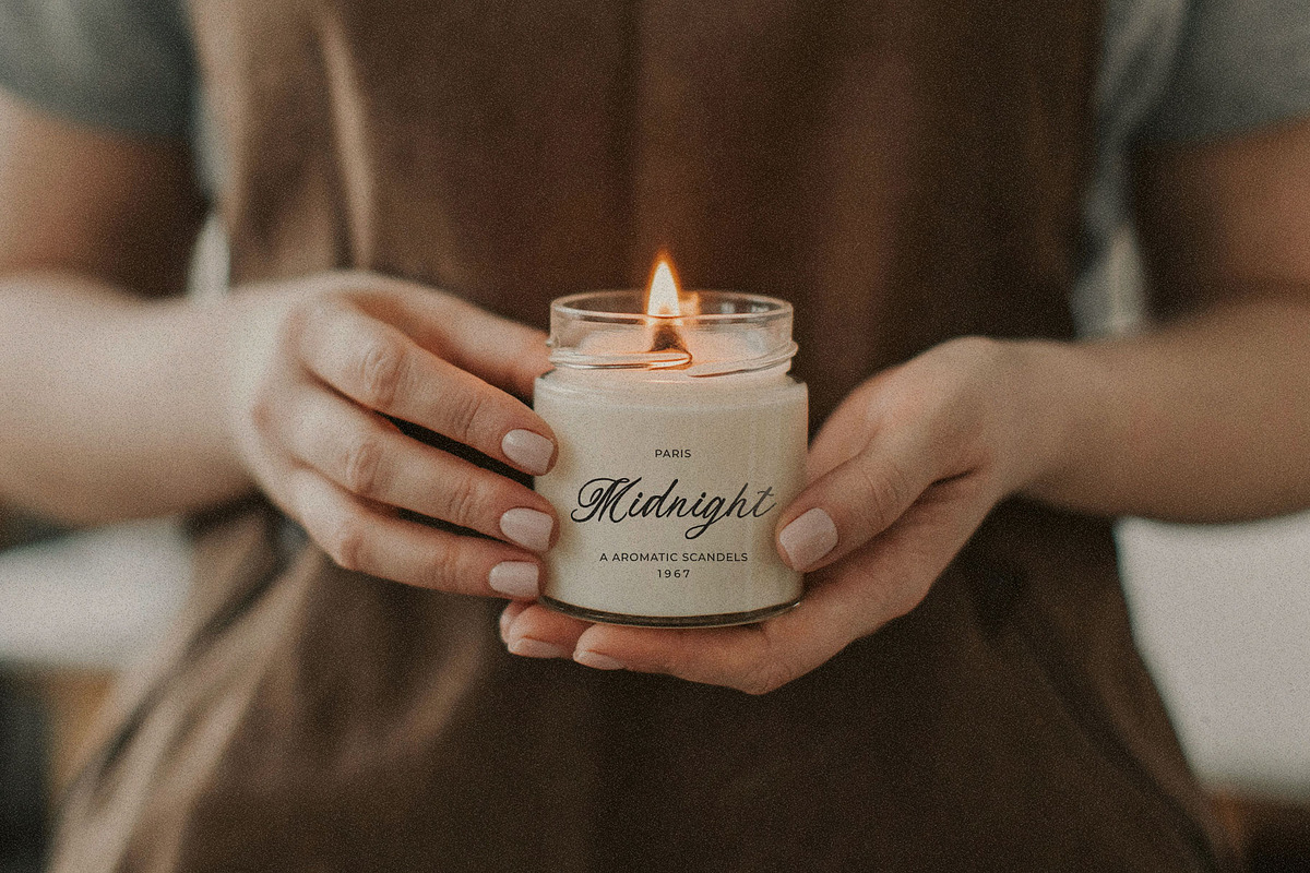 Atelier Grande Vintage Script Font, a Handwritten Font by RantautypeStudio (Photo 10 of 17)