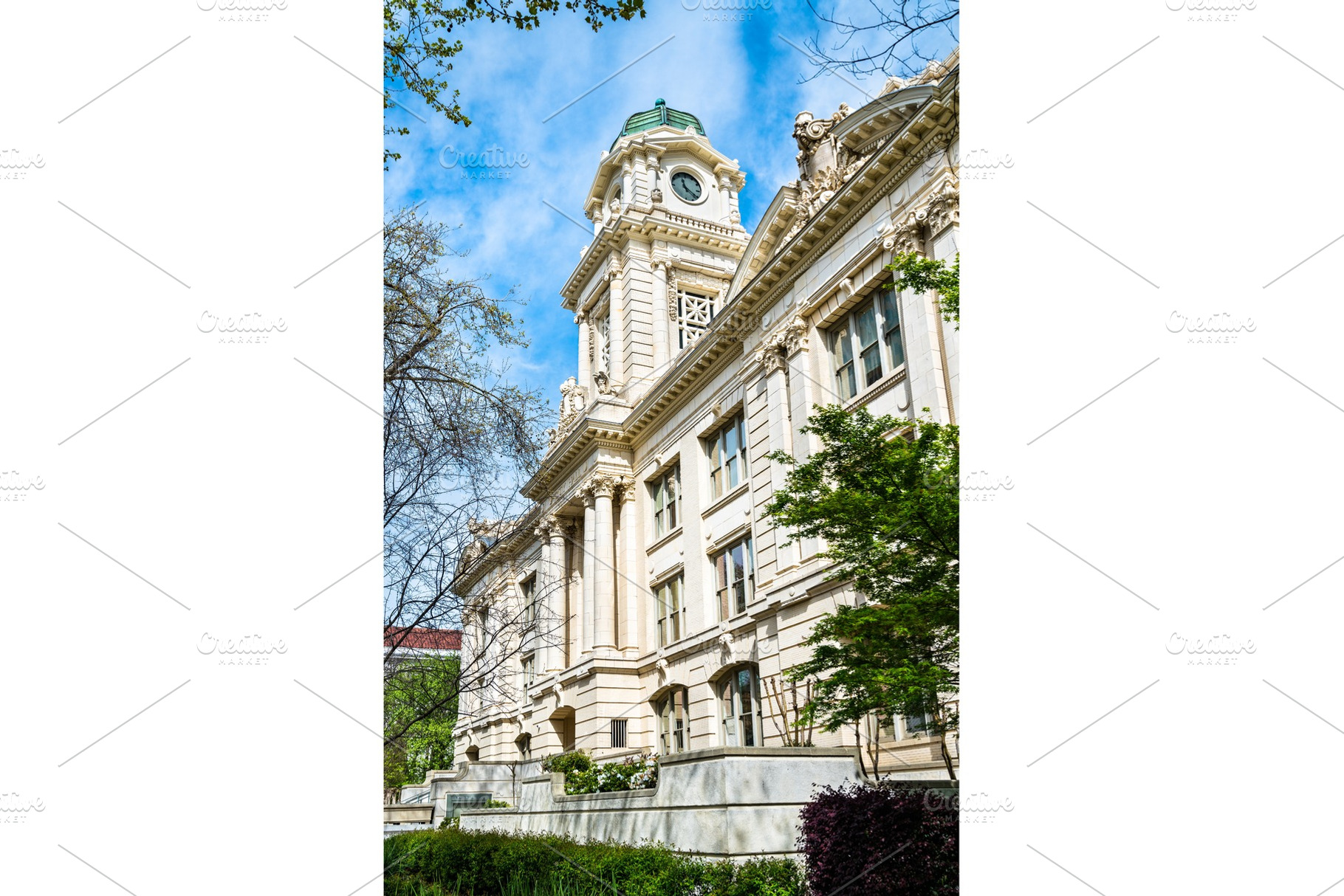 Sacramento City Hall in California, an Architecture Photo by Leonid Andronov
