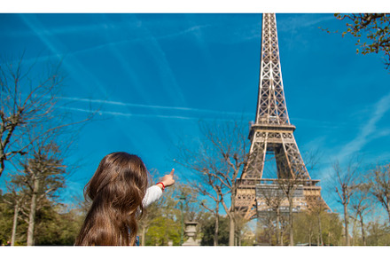 Children in Paris near the Eiffel, a Person Photo by yanadjana