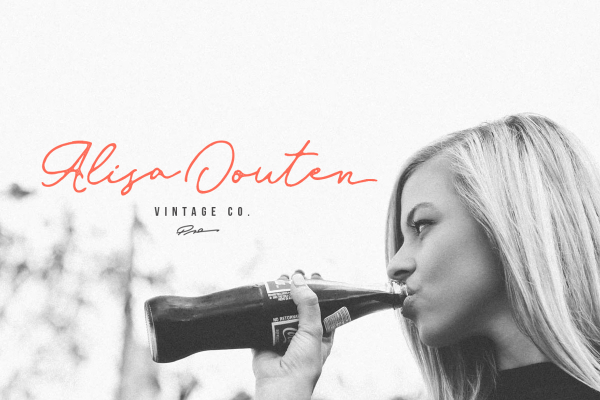 Old Bridges - Vintage Signature Font preview 2