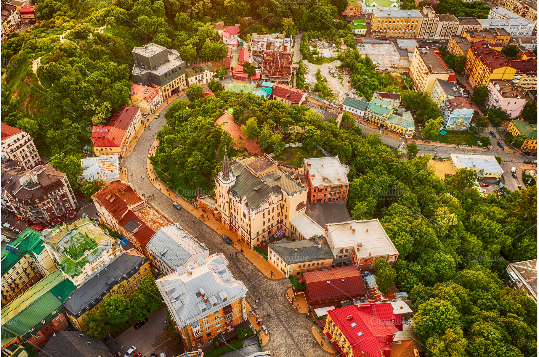 Andrew's Descent in Kyiv, an Architecture Photo by Nature and travel