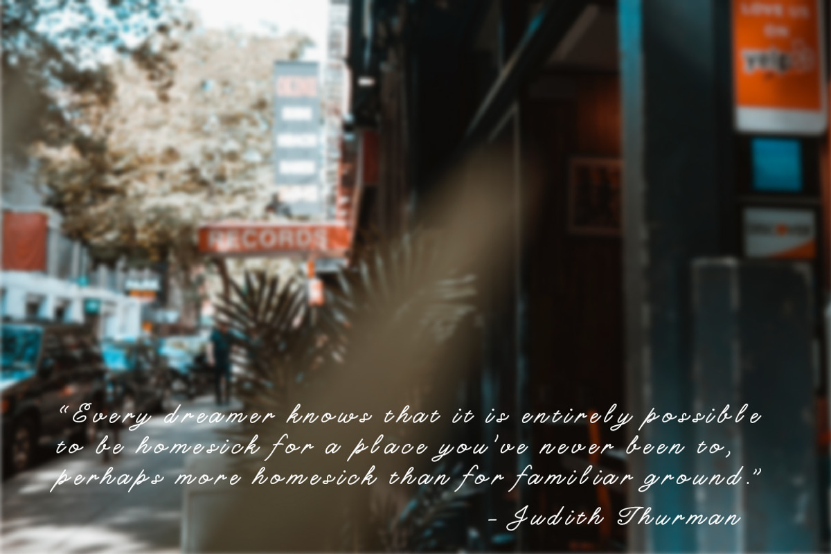 Charlotte Script Typeface preview 8