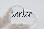 Sweet Heart, a Script Font by InermediaSTUDIO (Thumbnail 5 of 8)