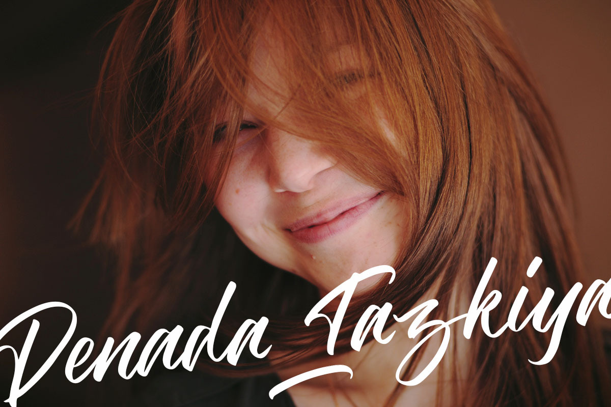 The Hamburg Script Font preview 7