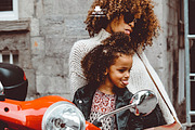 Blogger Lightroom Presets, an Action Add-On by Lavinsky Art Store (Thumbnail 21 of 27)