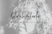 Simplified – Casual Chic Font, a Script Font by RedyStudio (Thumbnail 6 of 16)