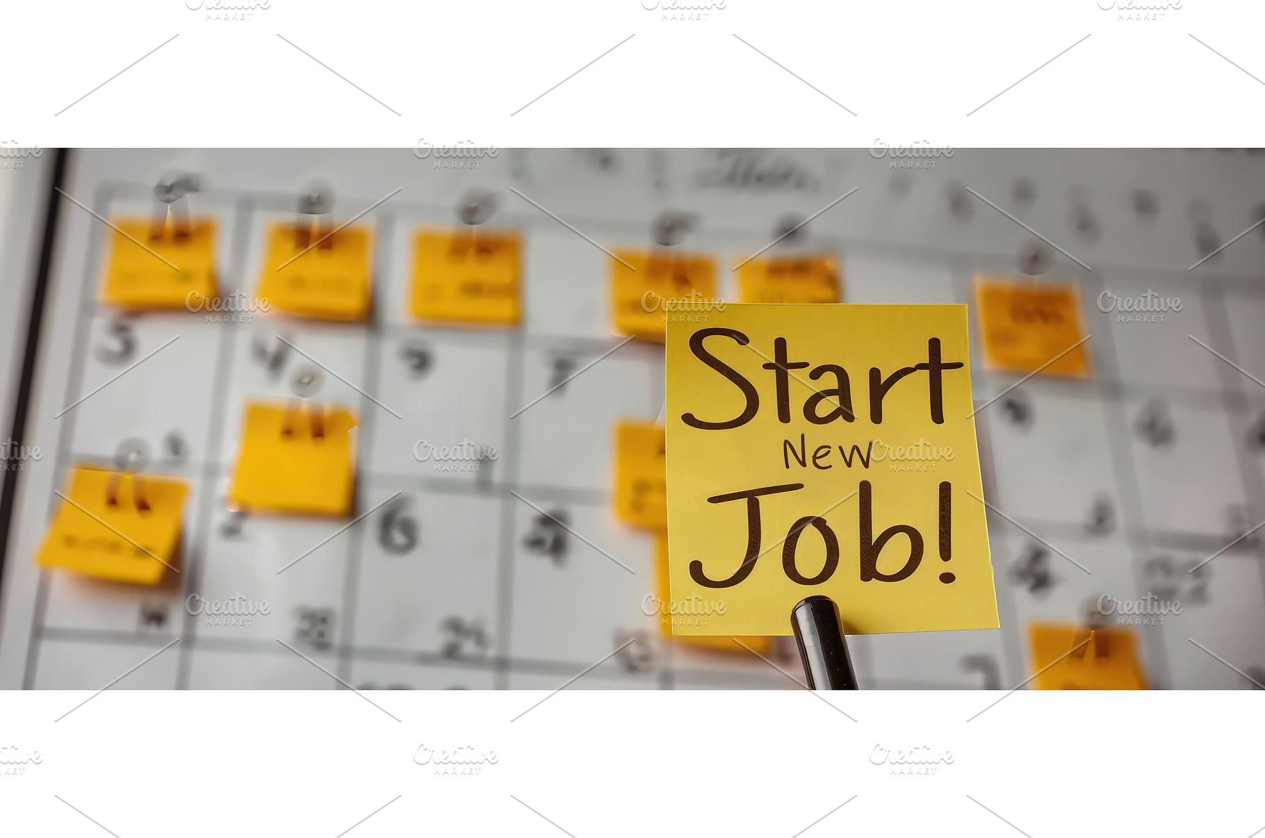 Start new job reminder on sticky, a Business Photo by piter.goskov