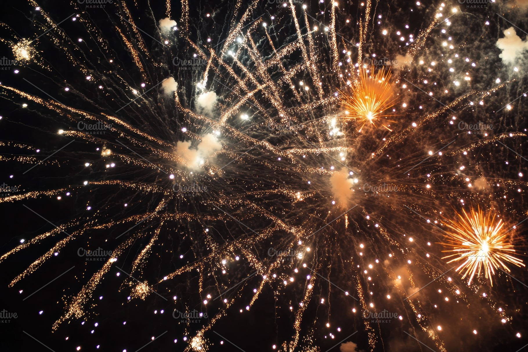Happy New Year, Fireworks night, a Photo by Pavel_design