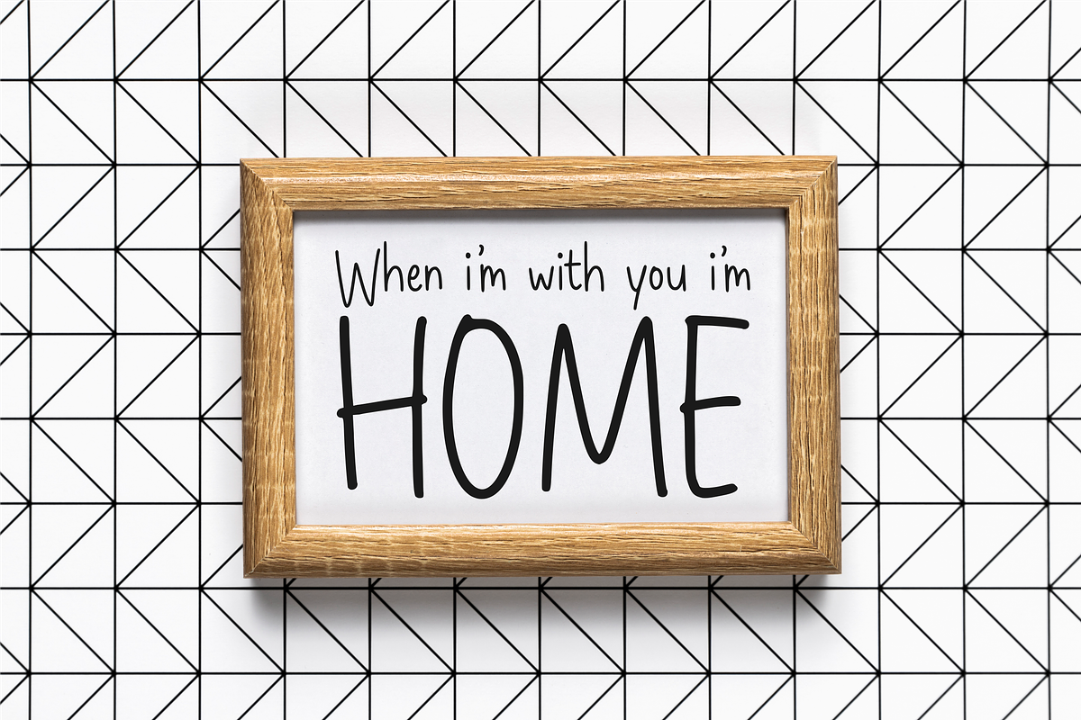 Khopinghoo, a Handwritten Font by Allouse Studio (Photo 6 of 10)