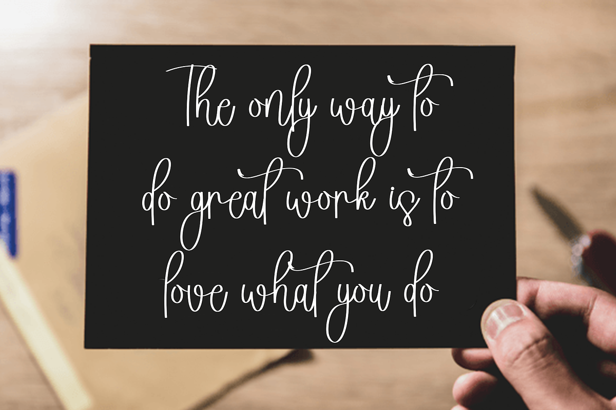 Smithson, a Handwritten Font by InermediaSTUDIO (Photo 5 of 8)