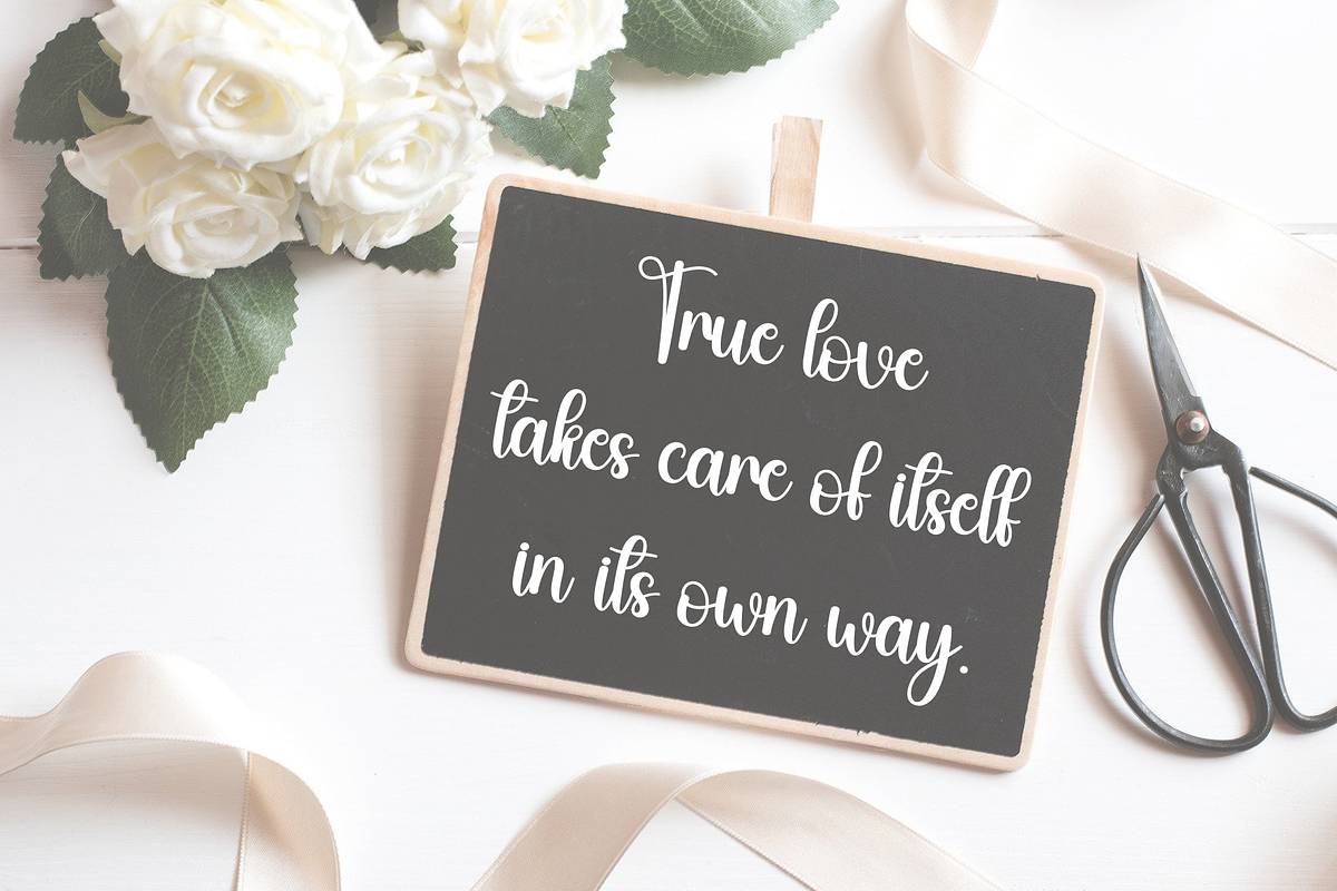 Autography | Script Font, a Handwritten Font by Scratchones (Photo 2 of 8)