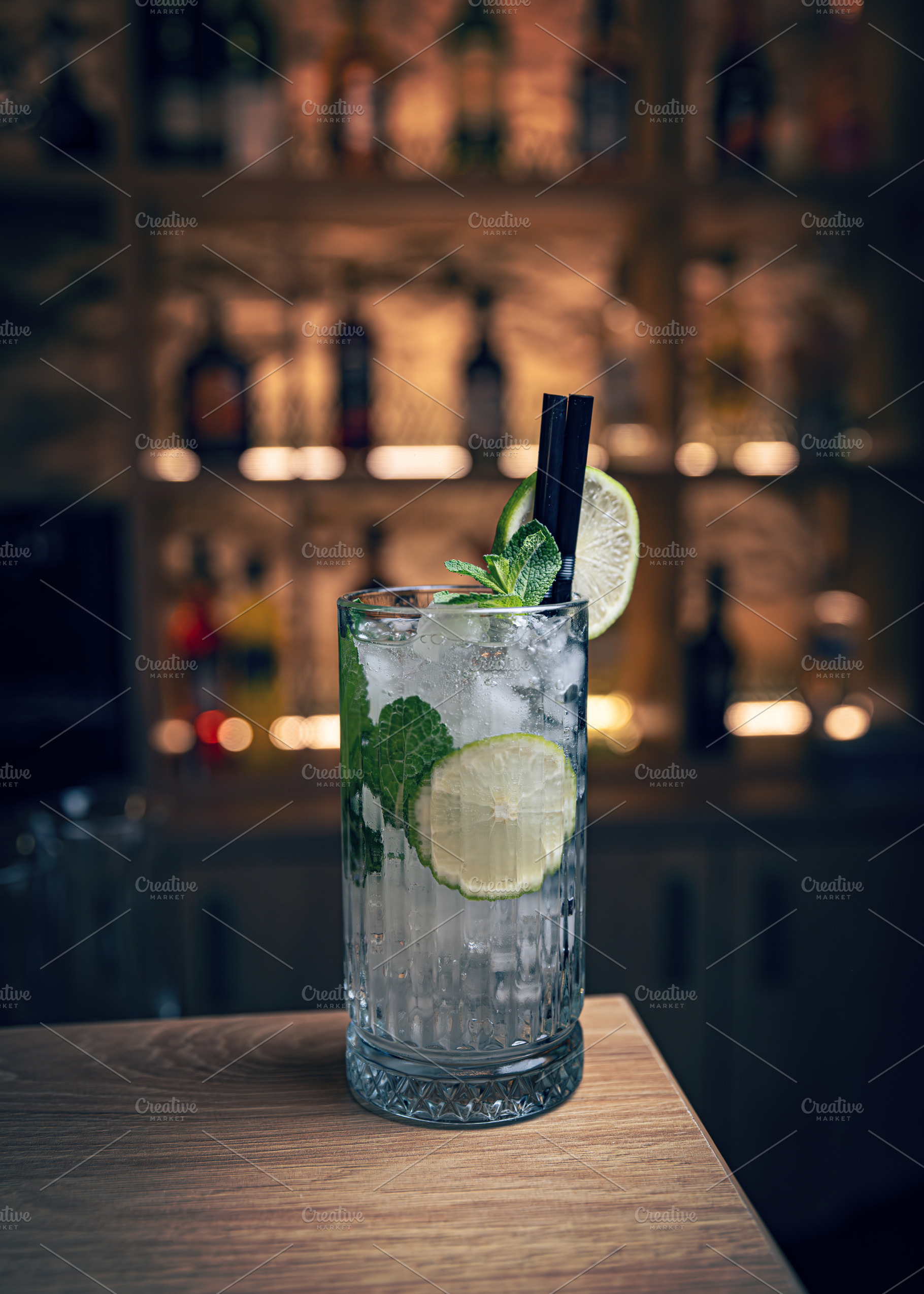 Refreshing mojito cocktail, a Photo by Grafvision photography