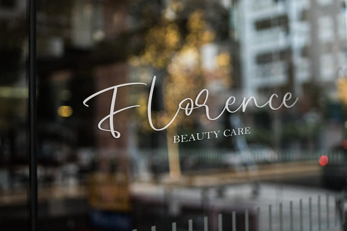 Vogius Signature - Script, a Script Font by Krakenbox Studio (Photo 4 of 12)