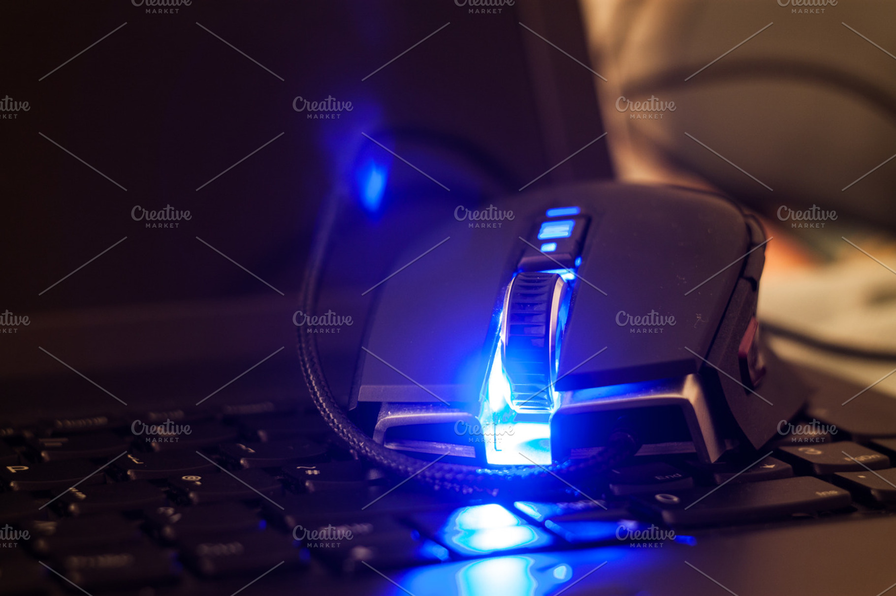 Gaming mouse, a Technology Photo by Noteless Space