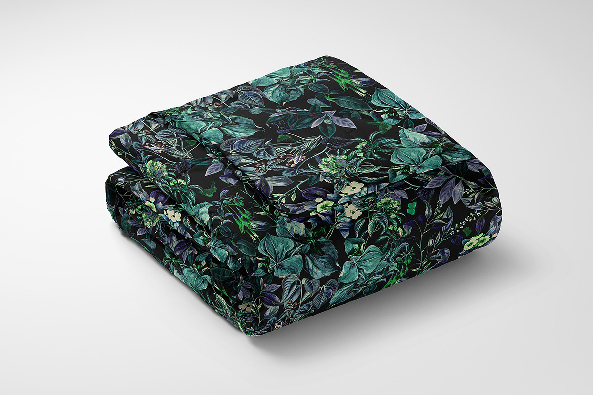 Old Green Garden, a Wallpaper Graphic by MalyskaStudio (Photo 4 of 9)