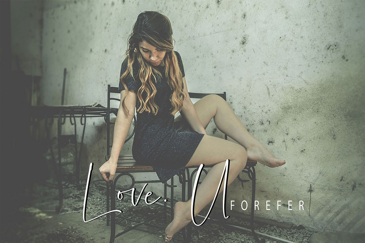 Costpretty Handwritten Font, a Script Font by moriztype (Photo 5 of 11)
