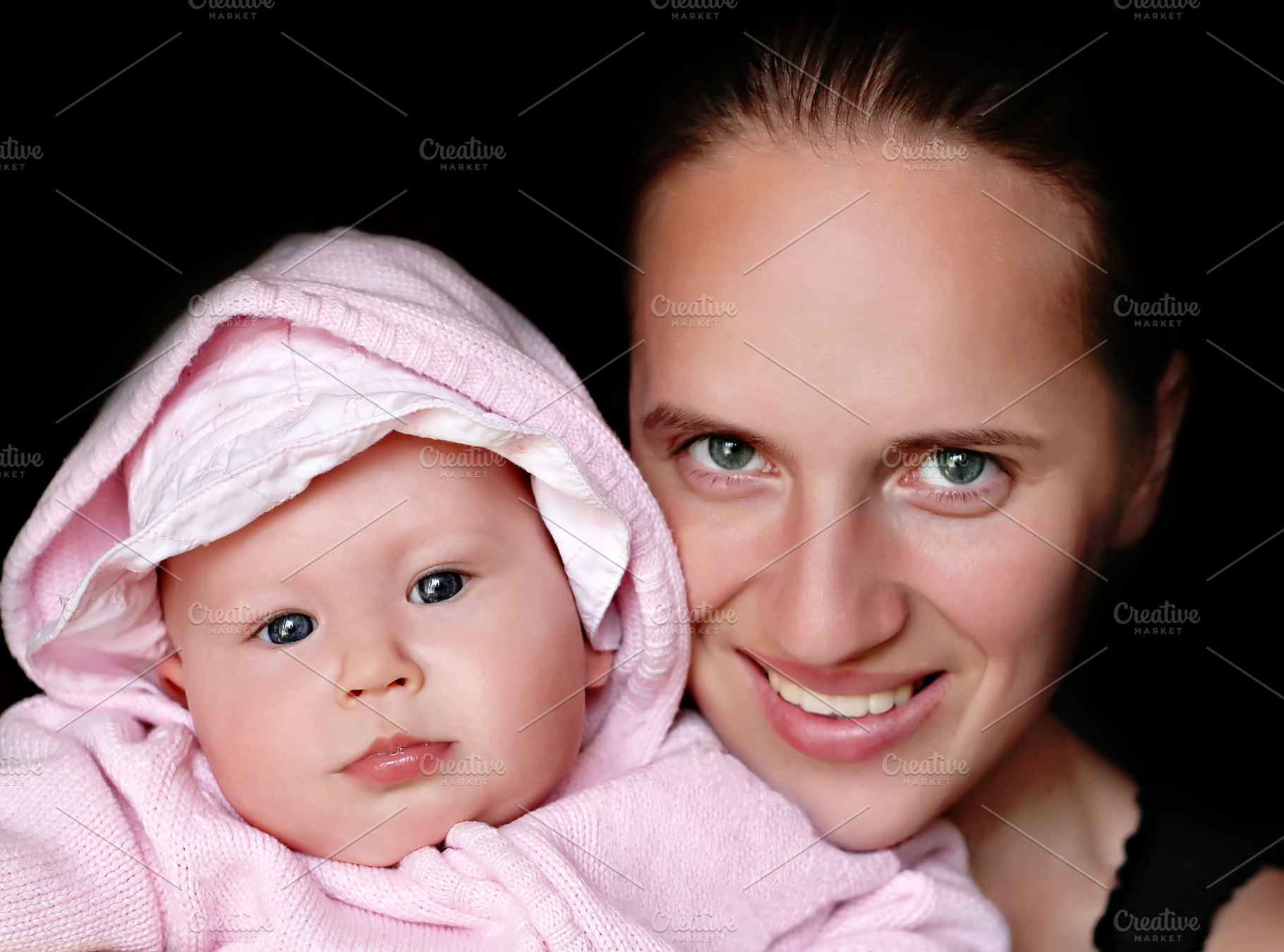 Mother with her baby, a Photo by saiko3p