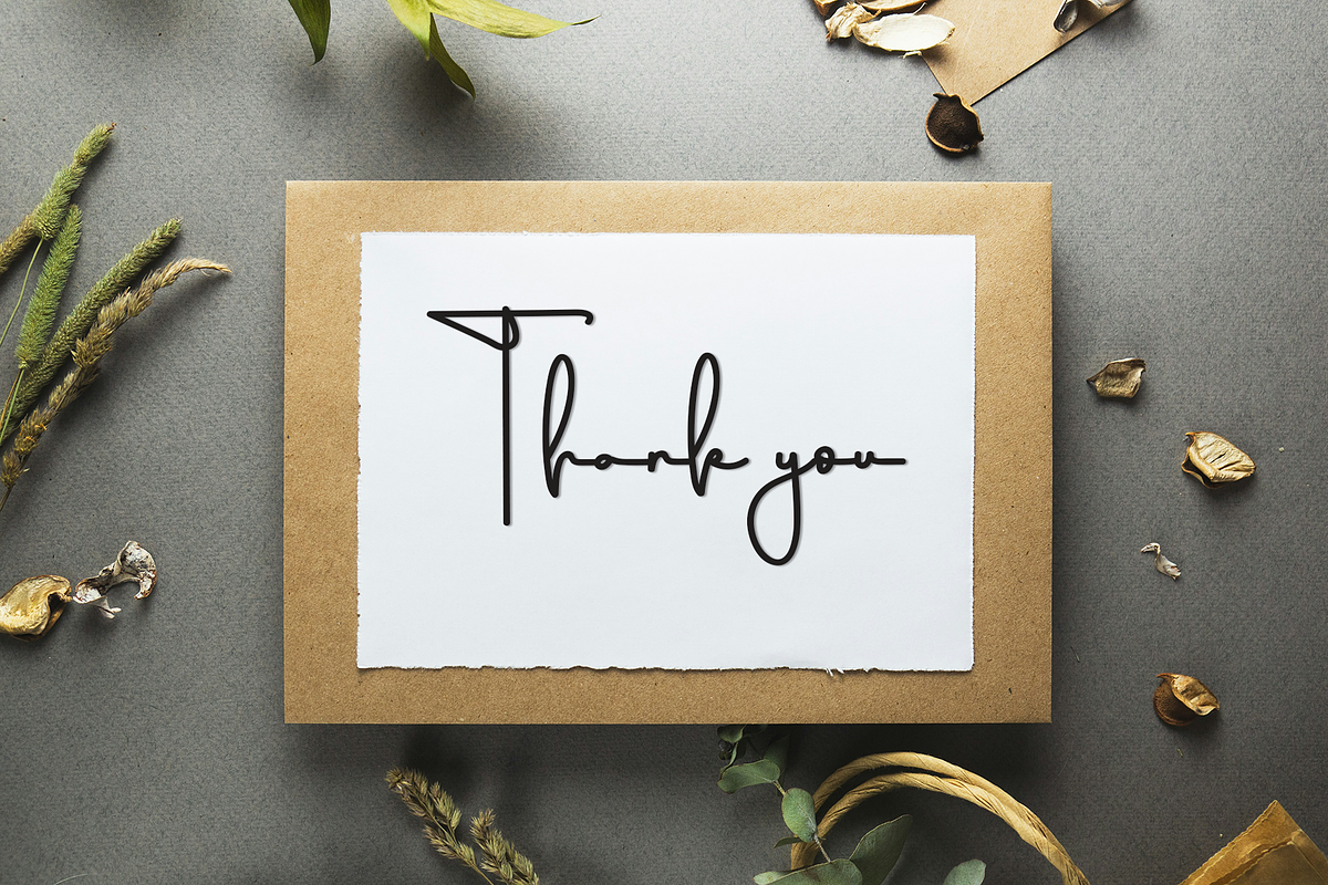 Farmhouse, a Handwritten Font by InermediaSTUDIO (Photo 8 of 8)