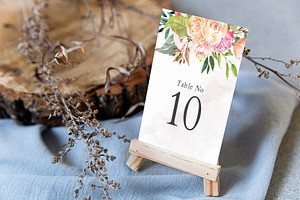 Canva Table Card