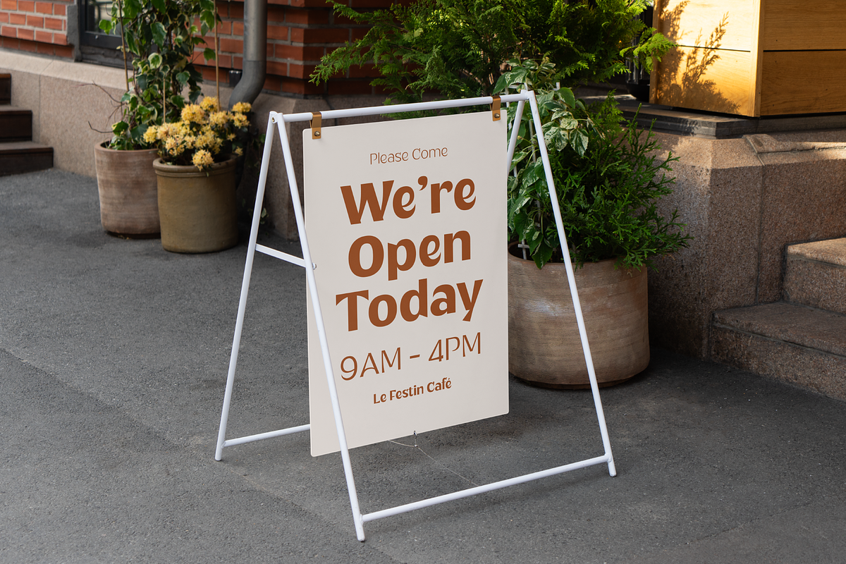 Plenary - A Lovely Sans Display, a Sans Serif Font by Fridaytype (Photo 3 of 12)