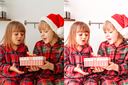 11 Christmas Lightroom Presets, a Preset Add-On by RamsaGraphi (Thumbnail 7 of 9)