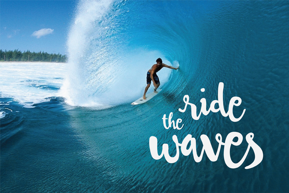 Oceanwaves Typeface preview 4