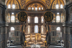 Hagia Sophia, Istanbul, a Photo by saiko3p
