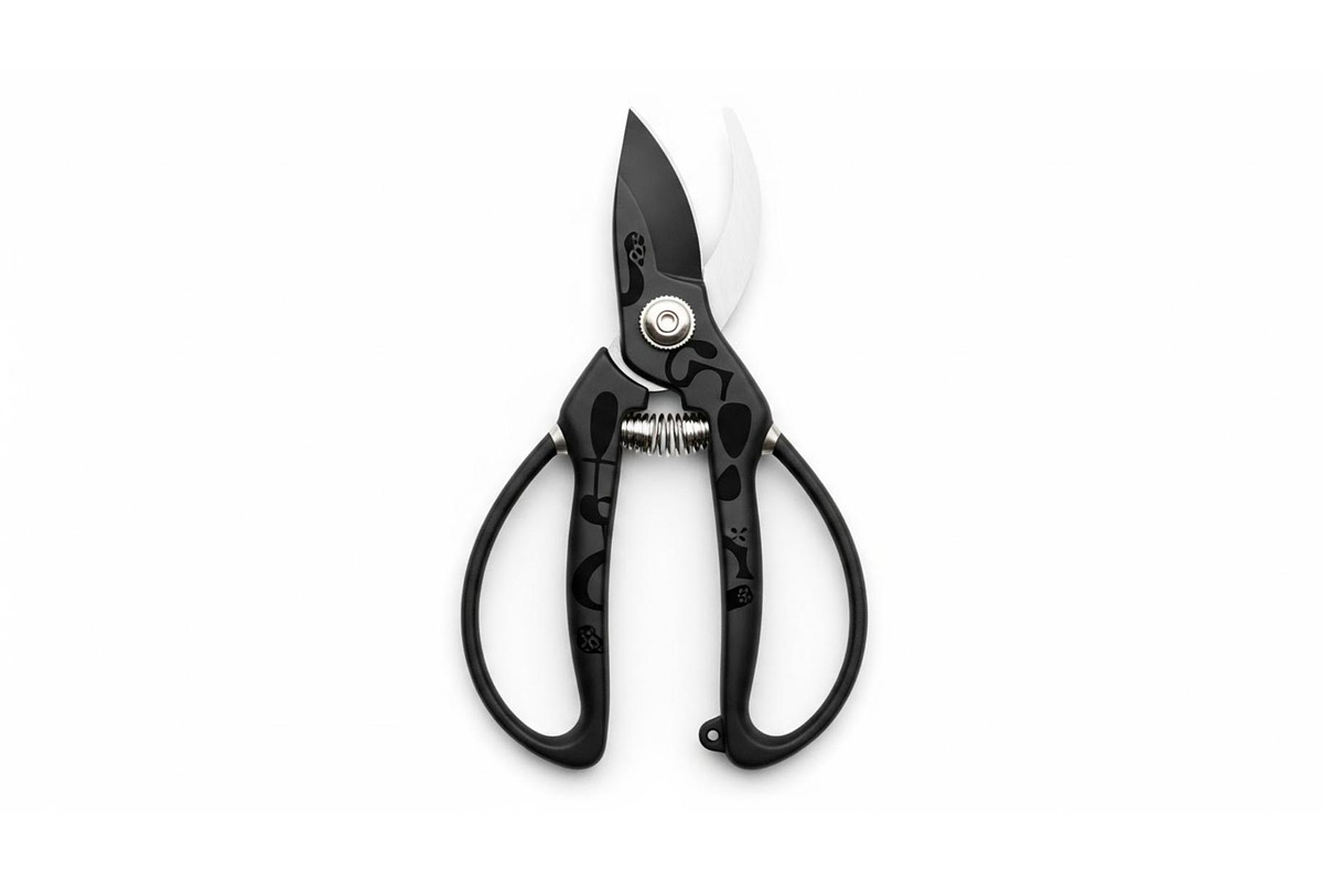 50 Professional Garden Shears Vector, an Illustration by hafijul (Photo 48 of 51)