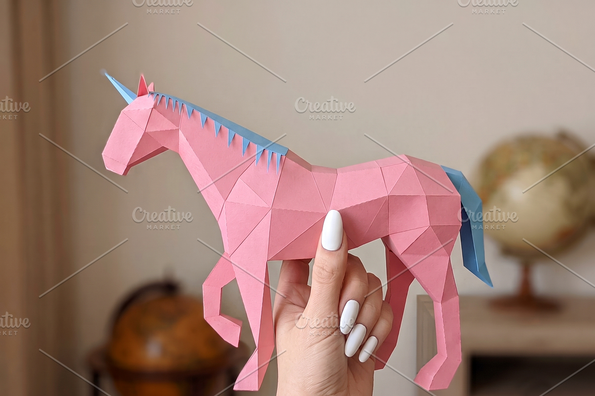 Unicorn sculpture - 3d papercraft, a Card Template by PAPER amaze (Photo 3 of 4)