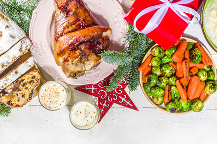 Festive Christmas dinner table, a Food & Drink Photo by Rimma