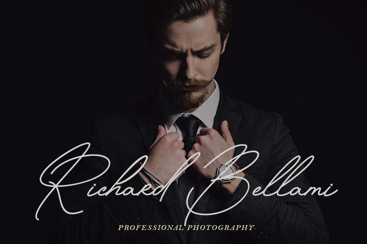 Betriciya Signature, a Script Font by GloowStudio (Photo 4 of 11)
