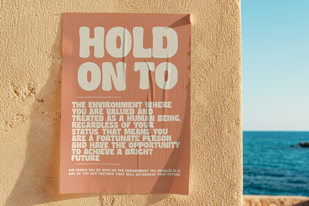 Montrek –  Hand-Lettered Display Typ, a Font by Arendxstudio (Photo 6 of 9)