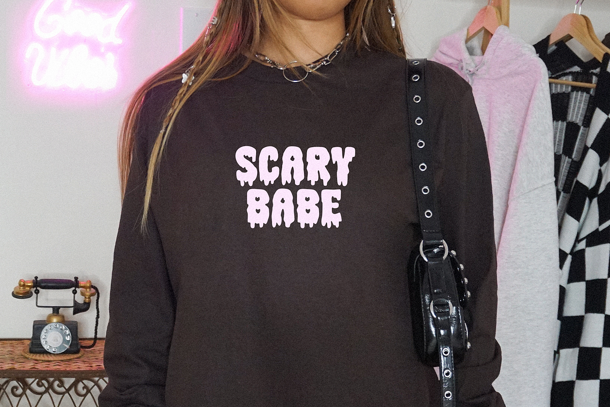 Fear Land | Spooky Halloween Font, a Handwritten Font by KA Designs (Photo 9 of 11)
