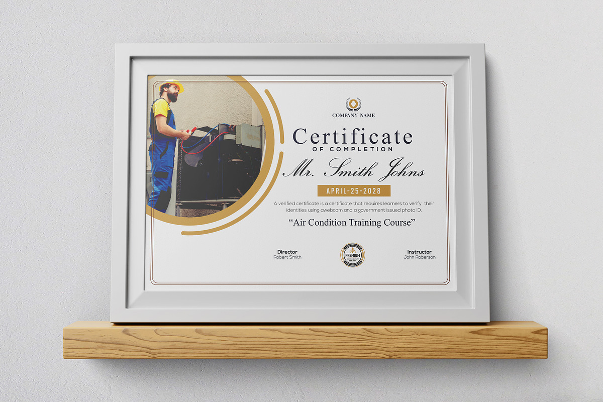Certificate Template, a Stationery Template by DesignDevisers (Photo 3 of 10)