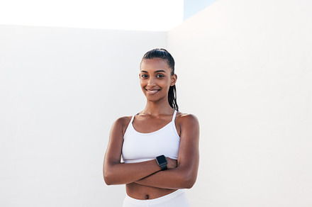 Portrait of a smiling woman, a Sports & Recreation Photo by Artem Varnitsin