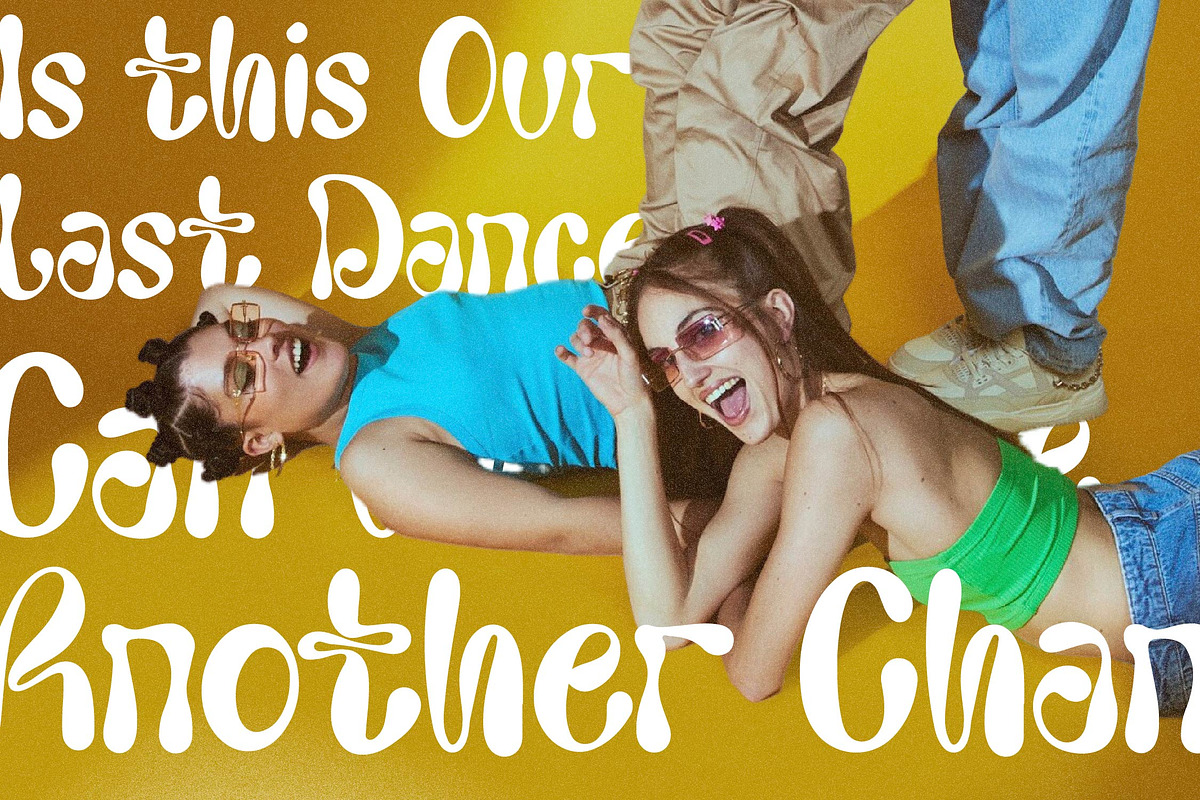 Analog Morphich | Handwritten Bubbly, a Handwritten Font by Denustudios (Photo 11 of 14)