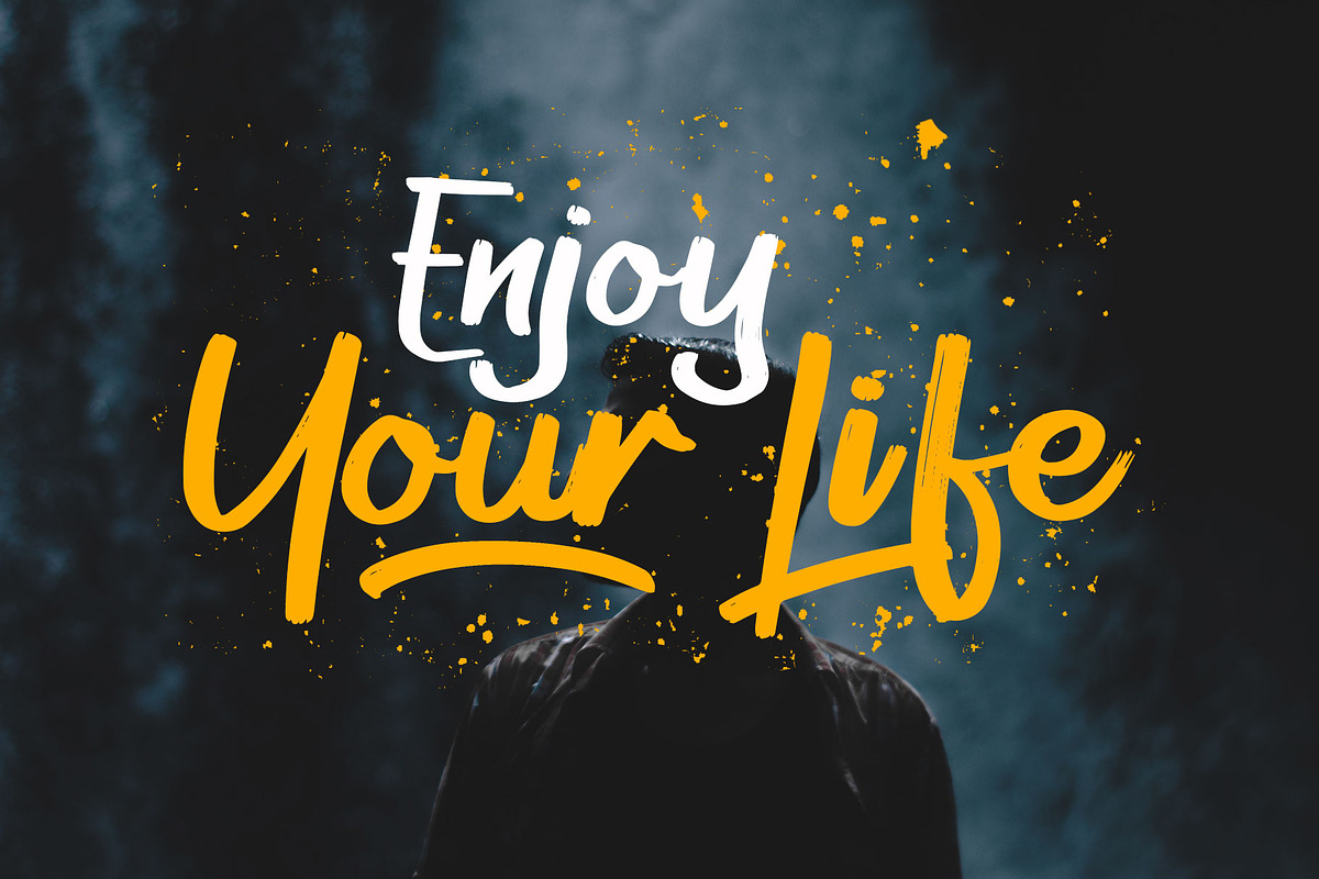 Remington Brush Font preview 2