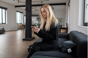 Businesswoman sitting in modern, a Technology Photo by undrey