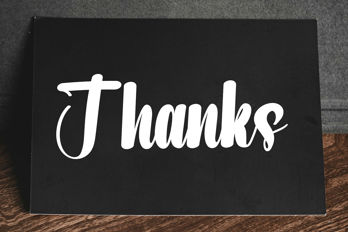 Natural Handmade, a Handwritten Font by InermediaSTUDIO (Photo 8 of 8)